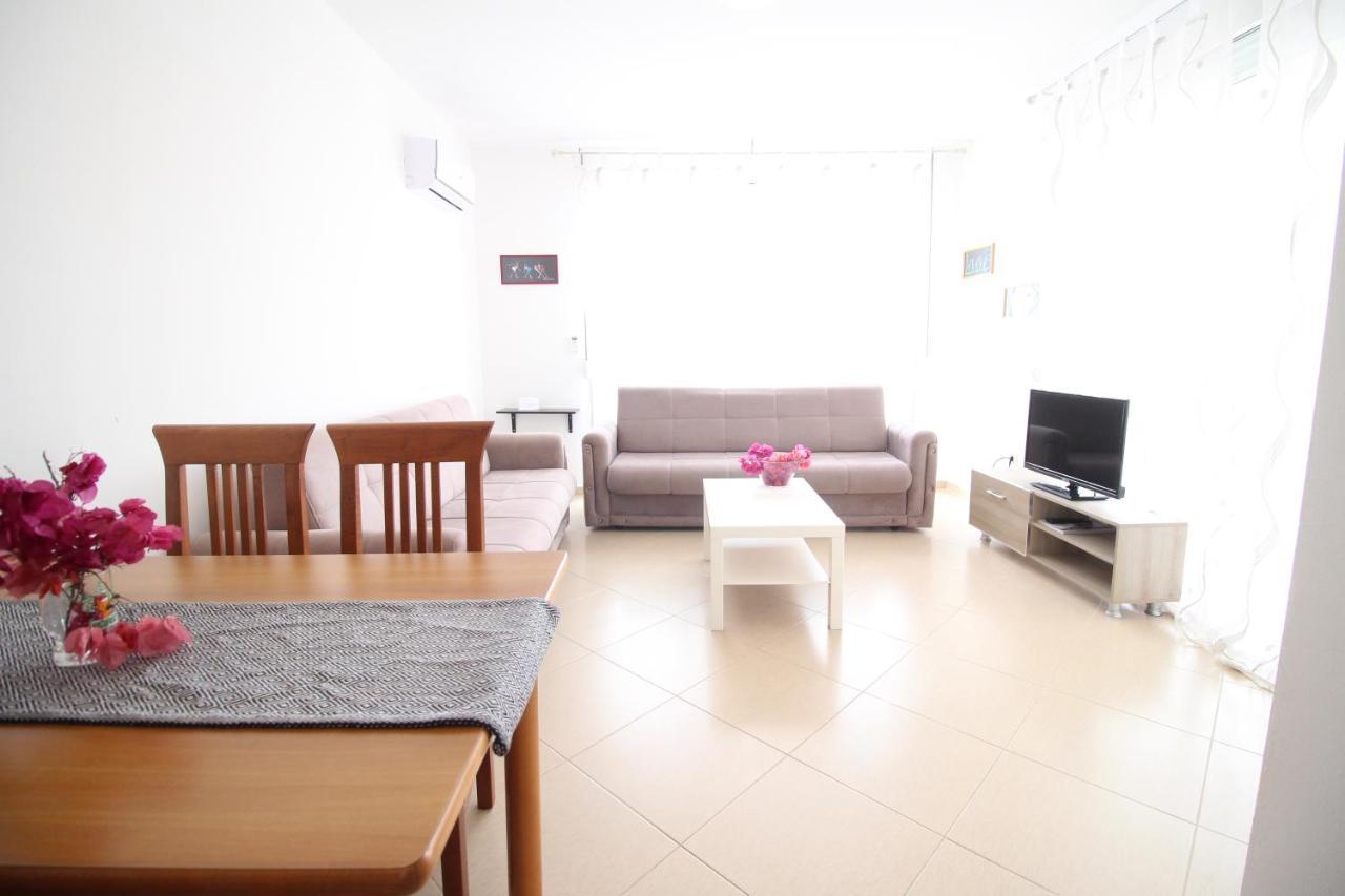 The Bay Apartments Sarande Exterior photo