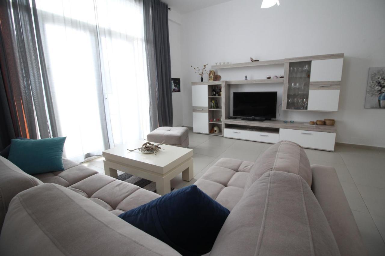 The Bay Apartments Sarande Exterior photo