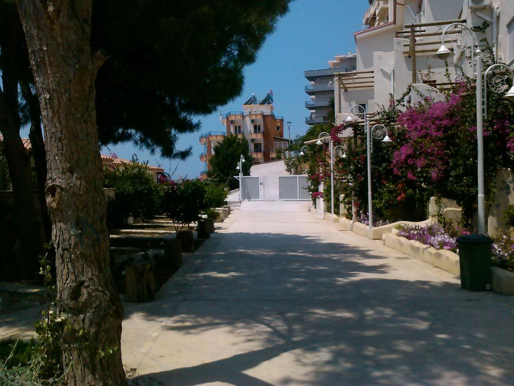 The Bay Apartments Sarande Exterior photo